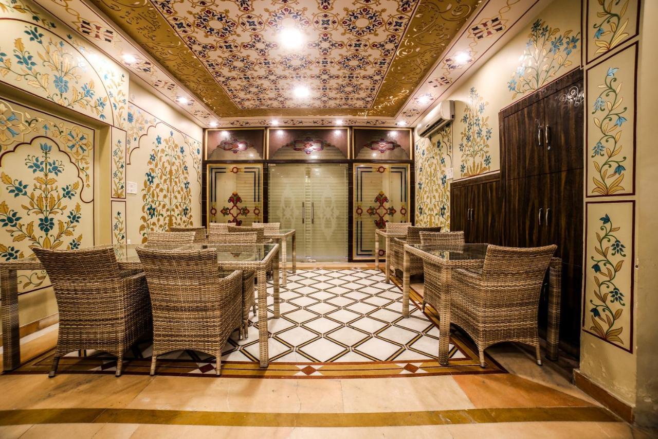 Collection O 36316 Hotel White Palace Jaipur Dış mekan fotoğraf