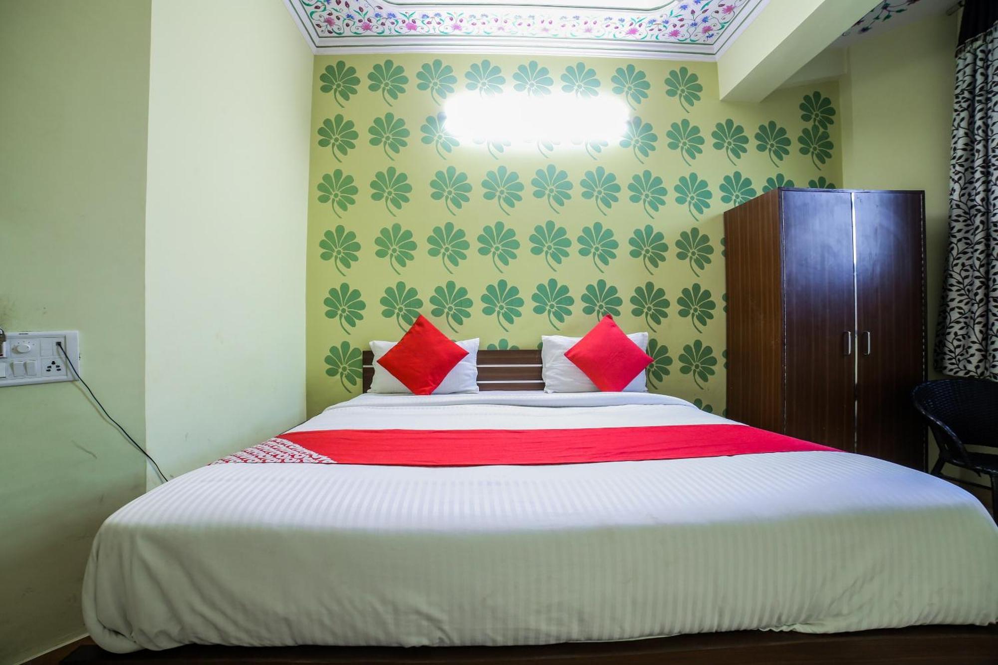 Collection O 36316 Hotel White Palace Jaipur Dış mekan fotoğraf